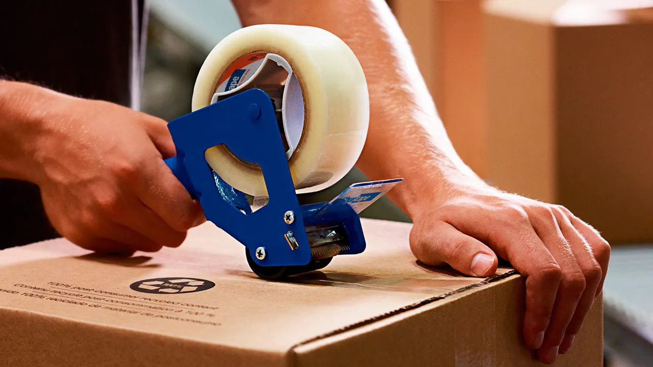 Услуга оклейки скотчем теперь бесплатная